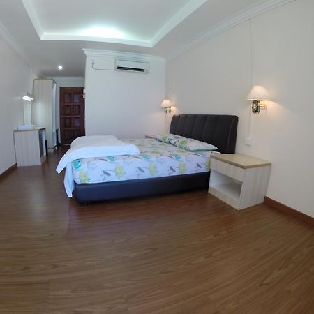New Cocohut Chalet Hotel Kuala Terengganu Habitación foto