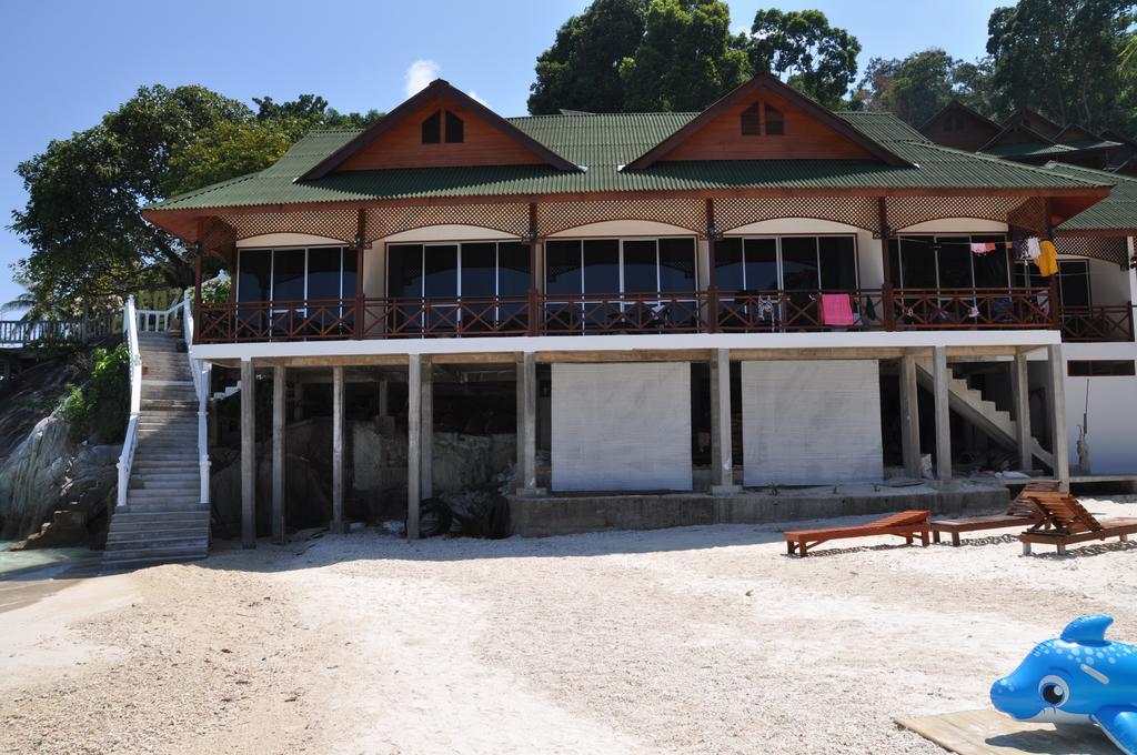 New Cocohut Chalet Hotel Kuala Terengganu Habitación foto
