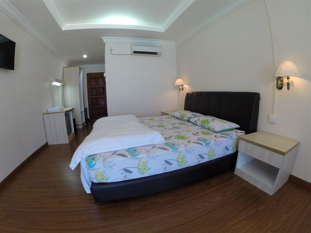 New Cocohut Chalet Hotel Kuala Terengganu Exterior foto